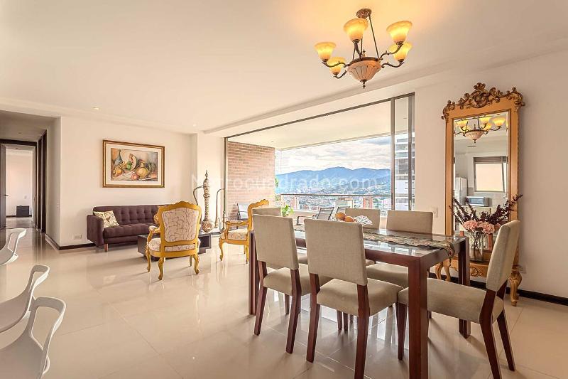 Piso – Medellín, Las Lomas Numero 2, El Poblado - Vista 3