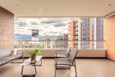 Apartamento de 3 alcobas en arriendo en Las Lomas No 2, Medellín, 150 m² · foto 7 de 20