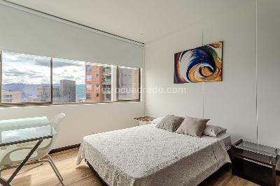 Apartamento de 3 alcobas en arriendo en Las Lomas No 2, Medellín, 150 m² · foto 13 de 20