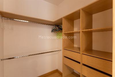 Apartamento de 1 alcoba en arriendo en Los Balsos No 1, Medellín, 67 m² · foto 16 de 20