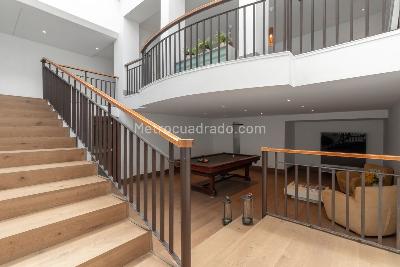 Casa de 5 alcobas en venta en Santa Ana, Bogotá, 868 m² · foto 4 de 20