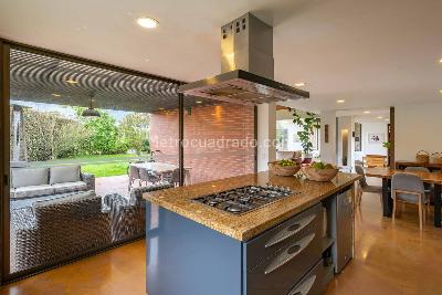 Casa de 5 alcobas en venta en Guaymaral, Bogotá, 427 m² · foto 7 de 20