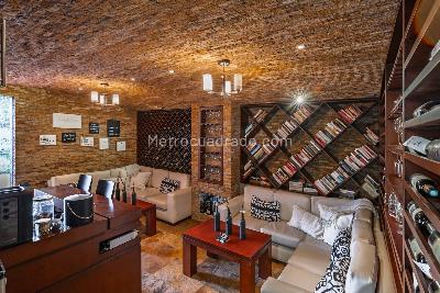 Casa de 5 alcobas en venta en Guaymaral, Bogotá, 427 m² · foto 8 de 20
