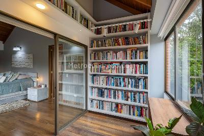 Casa de 5 alcobas en venta en Guaymaral, Bogotá, 427 m² · foto 10 de 20