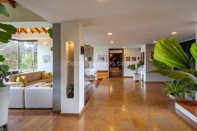 Casa de 5 alcobas en venta en Guaymaral, Bogotá, 427 m² · foto 14 de 20