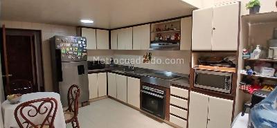 Casa de 4 alcobas en venta en Cedritos, Bogotá, 140 m² · foto 13 de 20