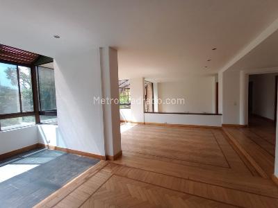 Apartamento de 3 alcobas en venta en Las Lomas 1, Medellín, 190 m² · foto 4 de 14