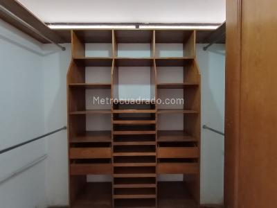 Apartamento de 3 alcobas en venta en Las Lomas 1, Medellín, 190 m² · foto 14 de 14