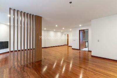 Apartamento en venta en Santa Barbara Occidental, Bogotá · foto 3 de 19