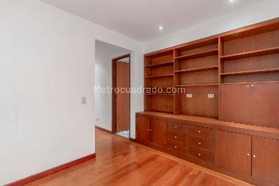 Apartamento en venta en Santa Barbara Occidental, Bogotá · foto 6 de 19