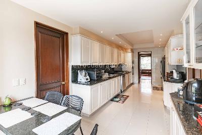 Apartamento en venta en Santa Barbara Alta, Bogotá · foto 14 de 20