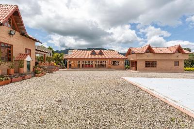 Casa de 4 alcobas en venta en Vereda La Balsa, Chía · foto 4 de 20