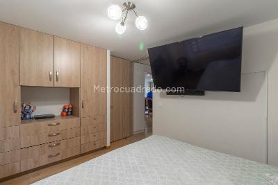 Apartamento de 2 alcobas en venta en Rincon Del Chico, Bogotá, 74 m² · foto 12 de 13