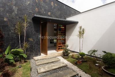 Casa de 5 alcobas en arriendo en Vereda El Peñasco, Envigado, 400 m² · foto 3 de 20