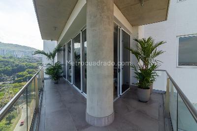 Apartamento de 3 alcobas en venta en Bellavista, Cali, 184 m² · foto 20 de 20