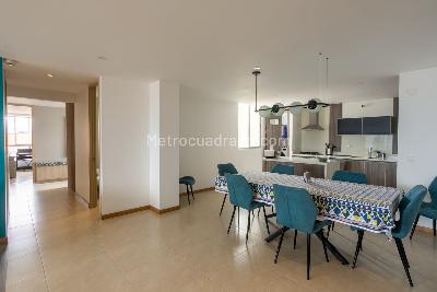 Apartamento de 3 alcobas en venta en Loma Del Esmeraldal, Envigado, 166 m² · foto 10 de 20