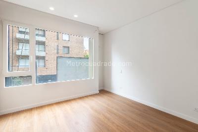 Apartamento de 2 alcobas en venta en Santa Barbara Oriental, Bogotá, 119 m² · foto 6 de 20