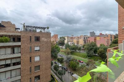 Apartamento de 2 alcobas en venta en Santa Barbara Oriental, Bogotá, 119 m² · foto 18 de 20