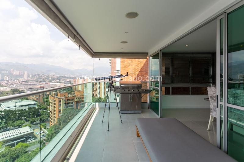 Penthouse Espectacular con Vistas a la Ciudad en Santa María de los Ángeles - 5
