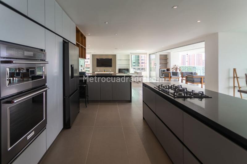 Penthouse Espectacular con Vistas a la Ciudad en Santa María de los Ángeles - 6