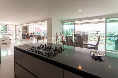 Apartamento en arriendo en Santa Maria De Los Angeles, Medellín · foto 7 de 20