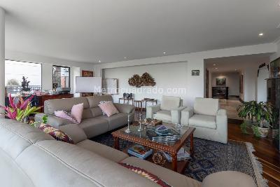 Apartamento en venta en Chico Alto, Bogotá · foto 2 de 20