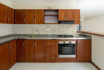 Casa de 3 alcobas en venta en San Antonio De Pereira, Rionegro, 120 m² · foto 2 de 15