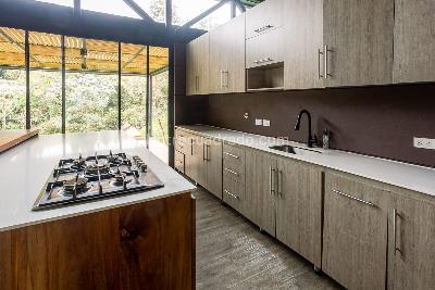 Casa de 3 alcobas en arriendo en Vereda Carrizales, Envigado, 320 m² · foto 8 de 20