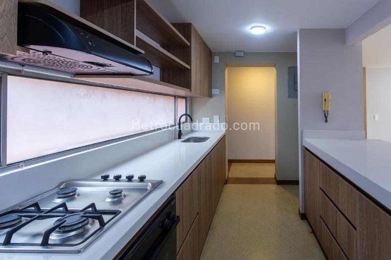 Stylish 2BR Apartment in El Poblado's Heart - 7