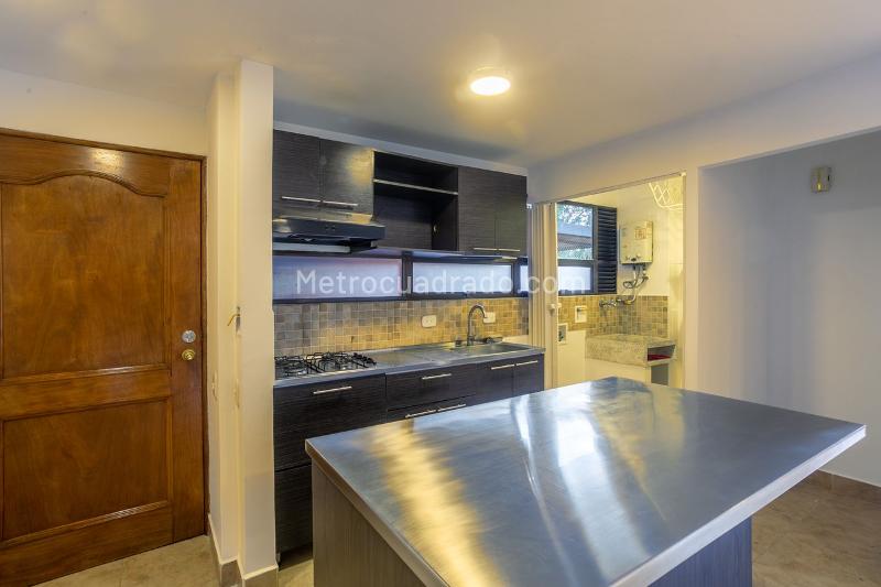 Apartamento de 3 Alcobas con Terraza en El Poblado - 7