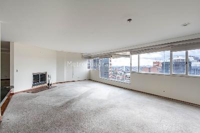 Apartamento de 3 alcobas en venta en Bellavista, Bogotá, 181 m² · foto 5 de 20