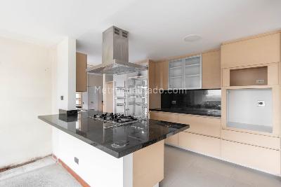 Apartamento de 3 alcobas en venta en Bellavista, Bogotá, 181 m² · foto 15 de 20
