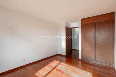 Apartamento de 3 alcobas en venta en Bellavista, Bogotá, 181 m² · foto 17 de 20