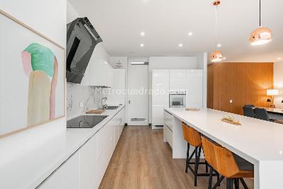 Apartamento de 3 alcobas en venta en Santa Paula, Bogotá, 204 m² · foto 4 de 20
