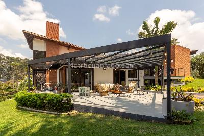 Casa de 3 alcobas en venta en Vereda Chipre, Rionegro, 281 m² · foto 5 de 20