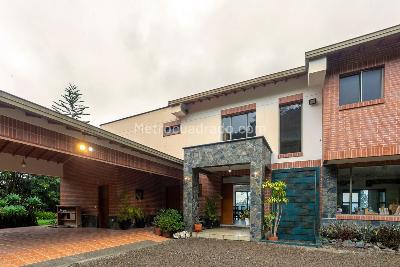 Casa de 4 alcobas en venta en Vereda Carrizales, Envigado, 356 m² · foto 2 de 20