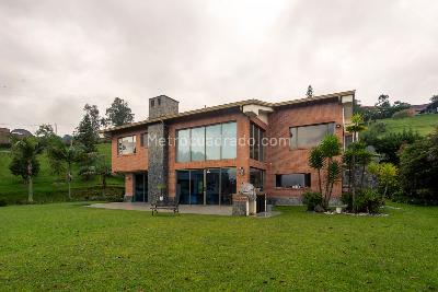 Casa de 4 alcobas en venta en Vereda Carrizales, Envigado, 356 m² · foto 6 de 20