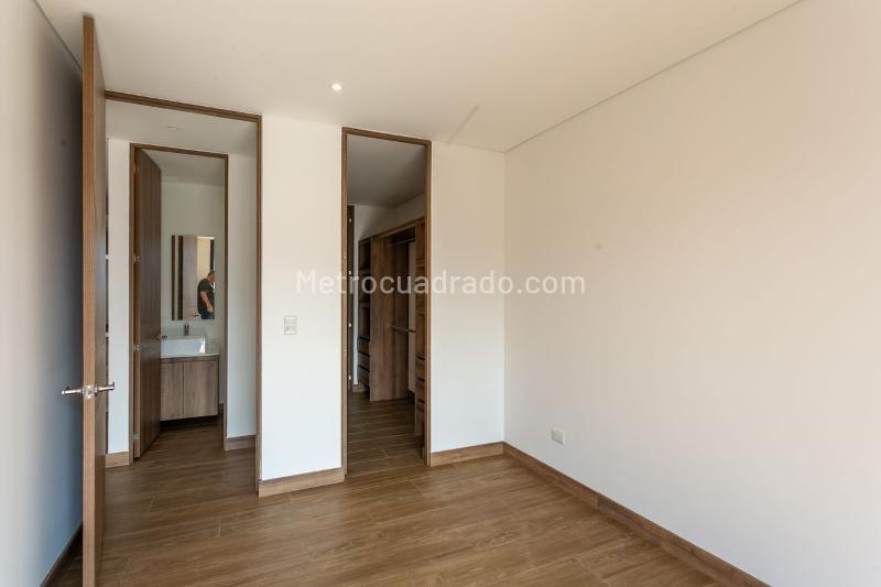 New 2BR Apartment with Pool in Ciudad del Río - 2