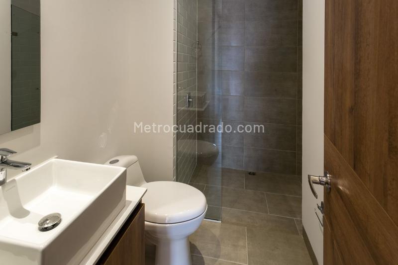 New 2BR Apartment with Pool in Ciudad del Río - 3