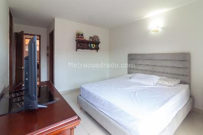 Apartamento de 3 alcobas en venta en Ciudad Jardin, Cali, 132 m² · foto 16 de 20