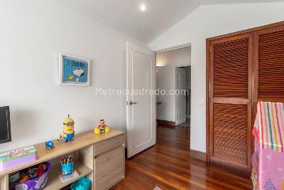 Casa de 4 alcobas en venta en El Recreo De Los Frailes, Bogotá, 300 m² · foto 14 de 20