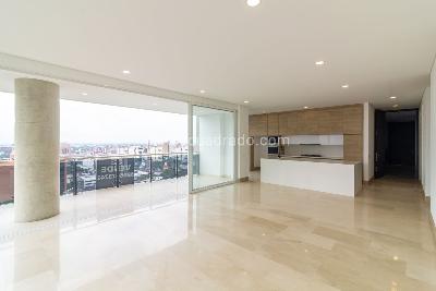 Apartamento de 3 alcobas en venta en Santa Monica, Cali, 217 m² · foto 2 de 20