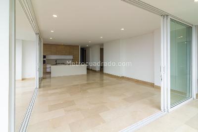 Apartamento de 3 alcobas en venta en Santa Monica, Cali, 217 m² · foto 8 de 20