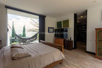 Casa de 5 alcobas en venta en Alejandria, Medellín, 470 m² · foto 17 de 20