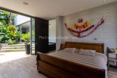 Casa de 5 alcobas en venta en Alejandria, Medellín, 470 m² · foto 18 de 20