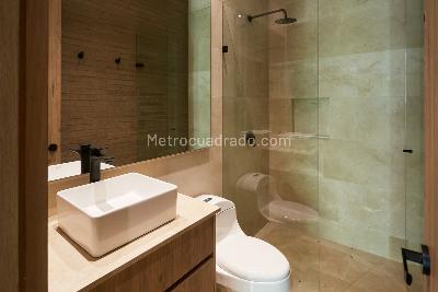Apartamento de 2 alcobas en venta en El Poblado, Medellín, 233 m² · foto 13 de 20
