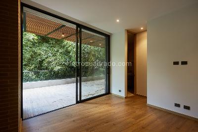 Apartamento de 2 alcobas en venta en El Poblado, Medellín, 233 m² · foto 16 de 20