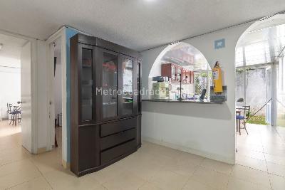 Casa de 4 alcobas en venta en Niza Norte, Bogotá, 210 m² · foto 17 de 20