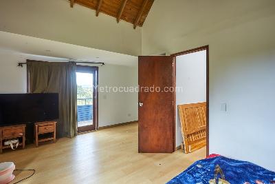 Casa de 3 alcobas en venta en Vereda Cuchillas De San Jose, Rionegro, 155 m² · foto 13 de 20