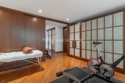 Apartamento de 4 alcobas en venta en Los Rosales, Bogotá, 400 m² · foto 19 de 20